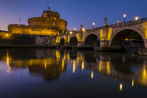 Rome, Lazio, Italy, Europe. View of the Ponte Sant'Angelo and Castel Sant'Angelo.