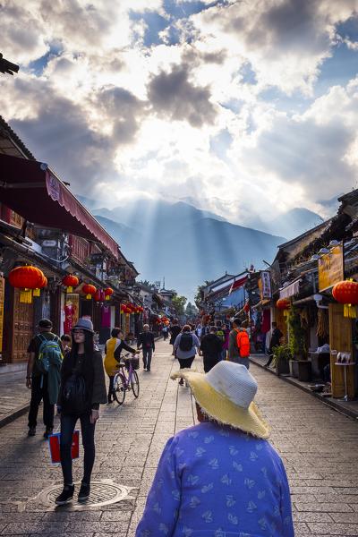 People walking in tourists street of old town of Dali, Yunnan Province, China, Asia, Asian, East Asia, Far East