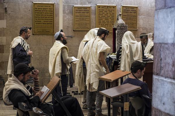 Jewish men praying at the Tomb of the Patriarchs in Hebron, Tomb of the Patriarchs, Hebron, West Bank, Palestine