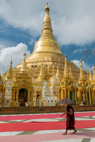 Yangon, Myanmar, South East Asia. The Shwedagon Pagoda.