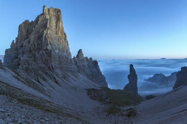 campanile di Val Montanaia and Croda Cimoliana at dusk, Friulian Dolomites, Cimolais, Pordenone, Friuli Venezia Giulia, Italy