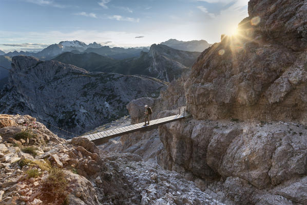 Walking the path of Kaiserjaeger, suspension bridge, Lagazuoi, Dolomites, Veneto, Italy, Europe