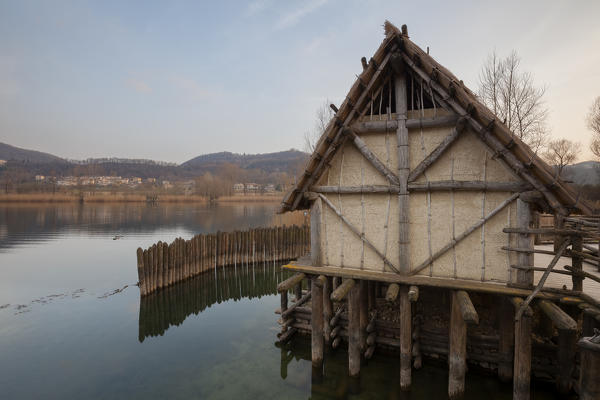 On the shores of the lake of Lago is the Archeopark Livelet (archaeological park educational). The entire structure is built on stilts; in the area there are three huts, realized in real scale, a house on stilts is supported by solid piles directly on the water, one is completely built on the mainland, and a third is made half on land and half on water. Livelet, Revine Lago, Treviso