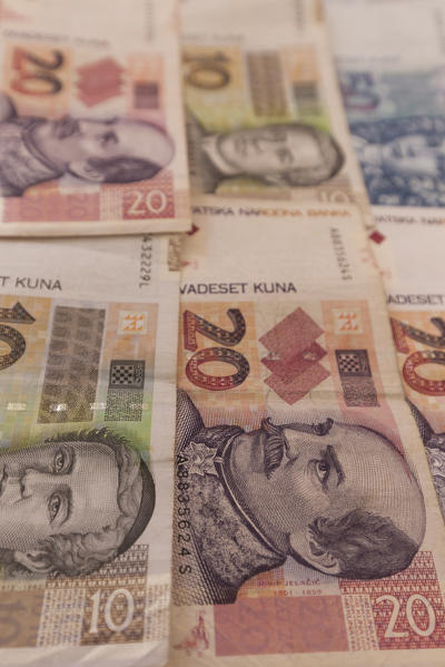 Banknotes of Croatia, the croatian kuna