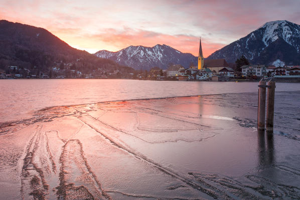 Winter sunrise in Rottach-Egern with the frozen Tegernsee Lake, District Miesbach, Upper Bavaria, Germany, Europe