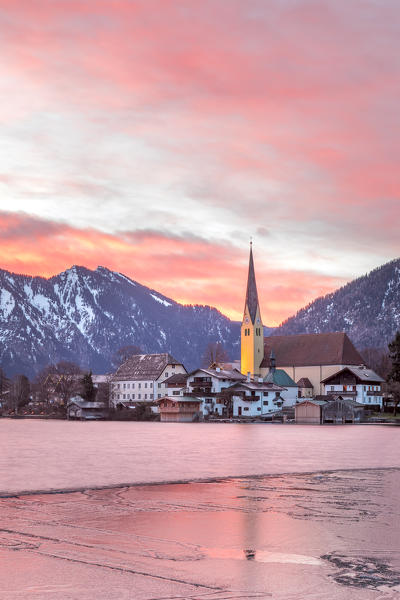 Winter sunrise in Rottach-Egern at Tegernsee Lake, District Miesbach, Upper Bavaria, Germany, Europe