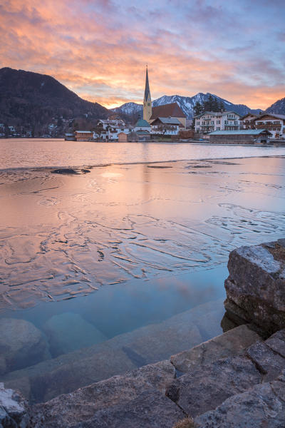 Winter sunrise in Rottach-Egern at Tegernsee Lake, District Miesbach, Upper Bavaria, Germany, Europe