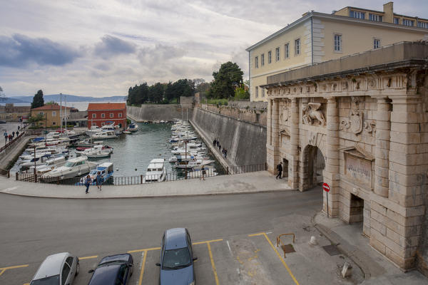 Mainland Gate (Kopnena vrata) with the Venetian winged lion over gate entrance to the city of Zadar, Dalmatia, Croatia
