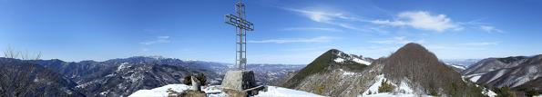 A Winter panoramic taken from the top of Monte Calvi (1283m), Tosco emiliano Apennines. Valley which extends towards the peaks of Corno alle Scale.
