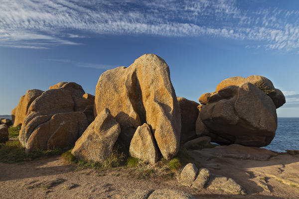 Brittany, France, Côtes d'Armor, Ploumanac’h. Sunset at pink granite coast