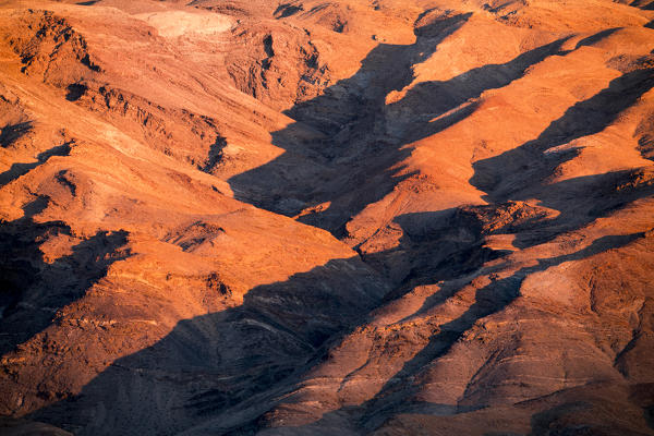 Sunlight on Sierra Nevada mountains, Death Valley National Park, California, USA