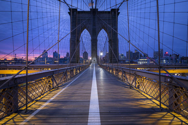 Brooklyn Bridge, Manhattan, New York, Usa