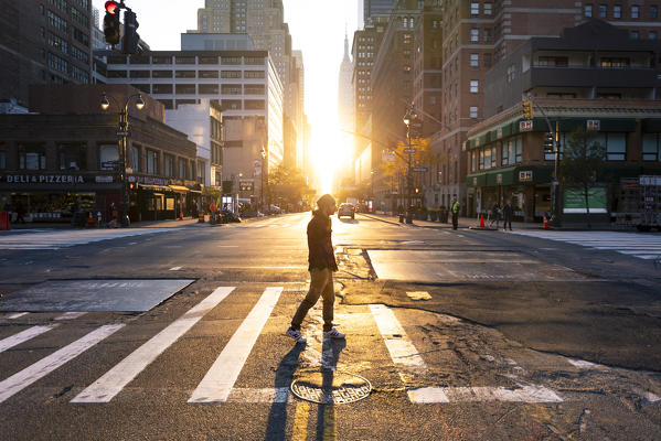 Sunrise in new York during 