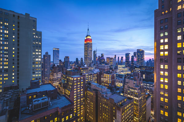 The Empire State Buiklding at evening. MAnhattan, New York, USA