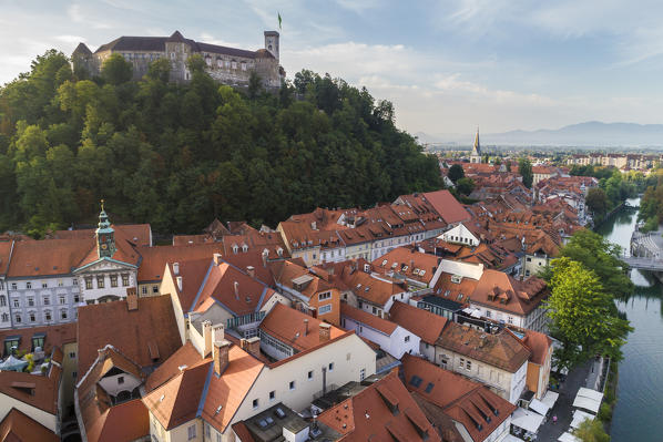 Elevated view of Ljubljiana old town, with the Franciscan Annunciation church and the Castle. Ljubljiana, Osrednjeslovenska, Slovenia.