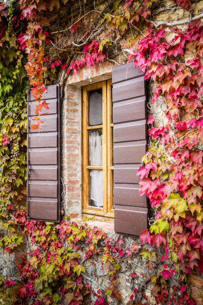 A farmhouse near Montepulciano, Siena Province, Italy