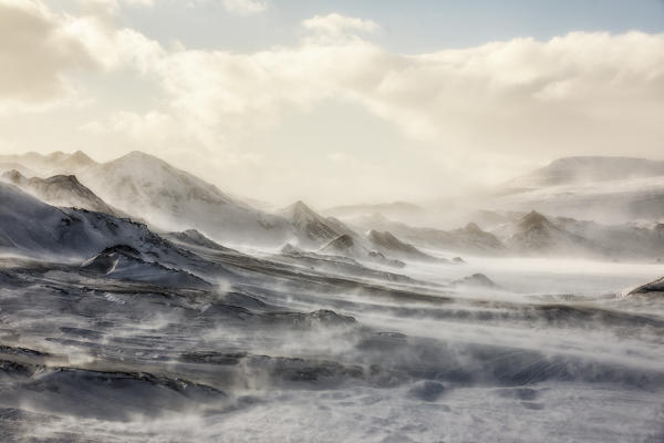 Heavy snowstorm in Sassendalen, central Spitsbergen, Svalbard

