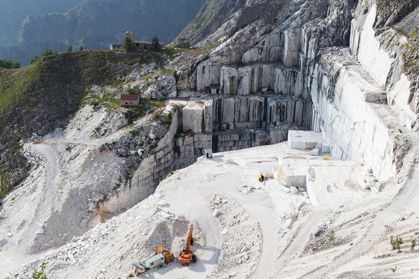 Passo del Vestito, Apuane alps, Massa Carrara district, Tuscany, Italy