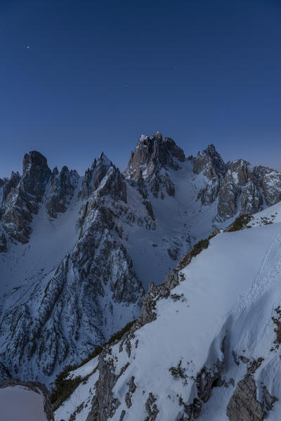 foto  - Mount Campedelle, Misurina, Auronzo di Cadore, province of Belluno, Veneto, Italy, Europe. Full moon night over the Cadini mountains