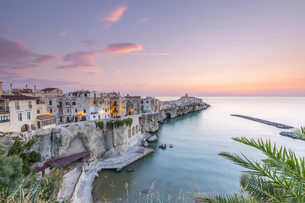 foto  - Punta di San Francesco (San Francesco Promenade) in Vieste, Gargano, Foggia district, Apulia, Italy