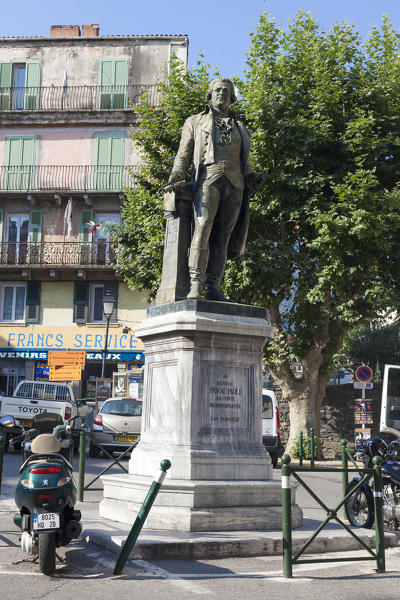 foto  - The bronze statue of Pasquale Paoli in the main square of the old town Corte Haute-Corse Corsica France Europe