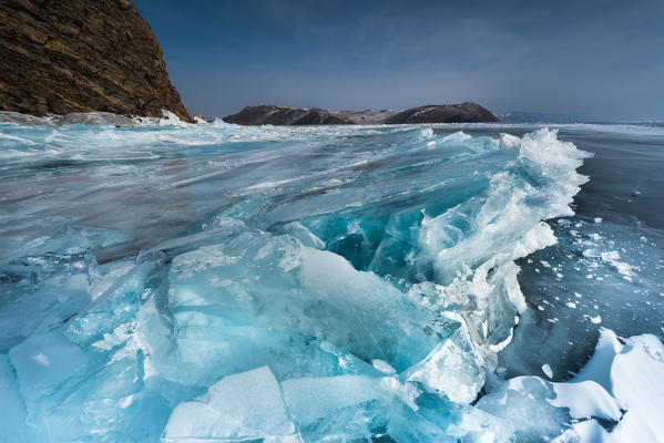 foto  - Frosen waves at lake Baikal, Irkutsk region, Siberia, Russia