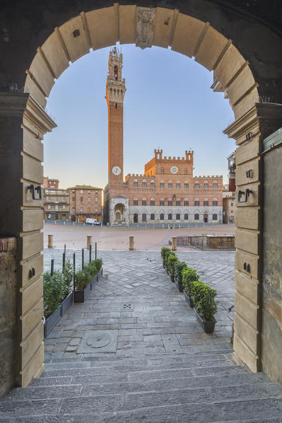 foto  - Piazza del Campo at sunrise, Siena, Tuscany, Italy, Southern Europe