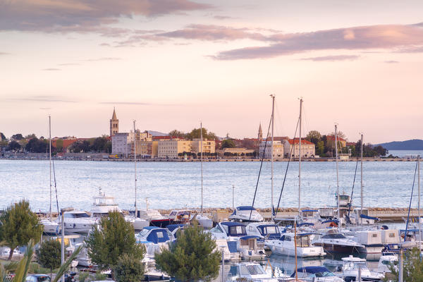 foto  - Europe, Croatia, North Dalmatia, Dalmatian coast, Zadar, Zara, boats in the Tankerkomerc harbour