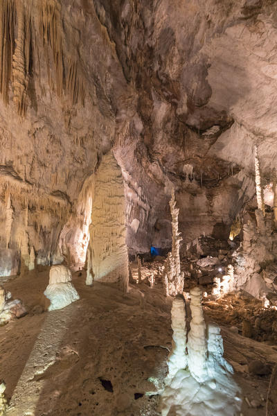 foto  - Frasassi show caves, Genga village, Ancona district, The Marches, Italy